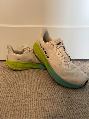 Men’s Altra Experience Flow 2 running shoe